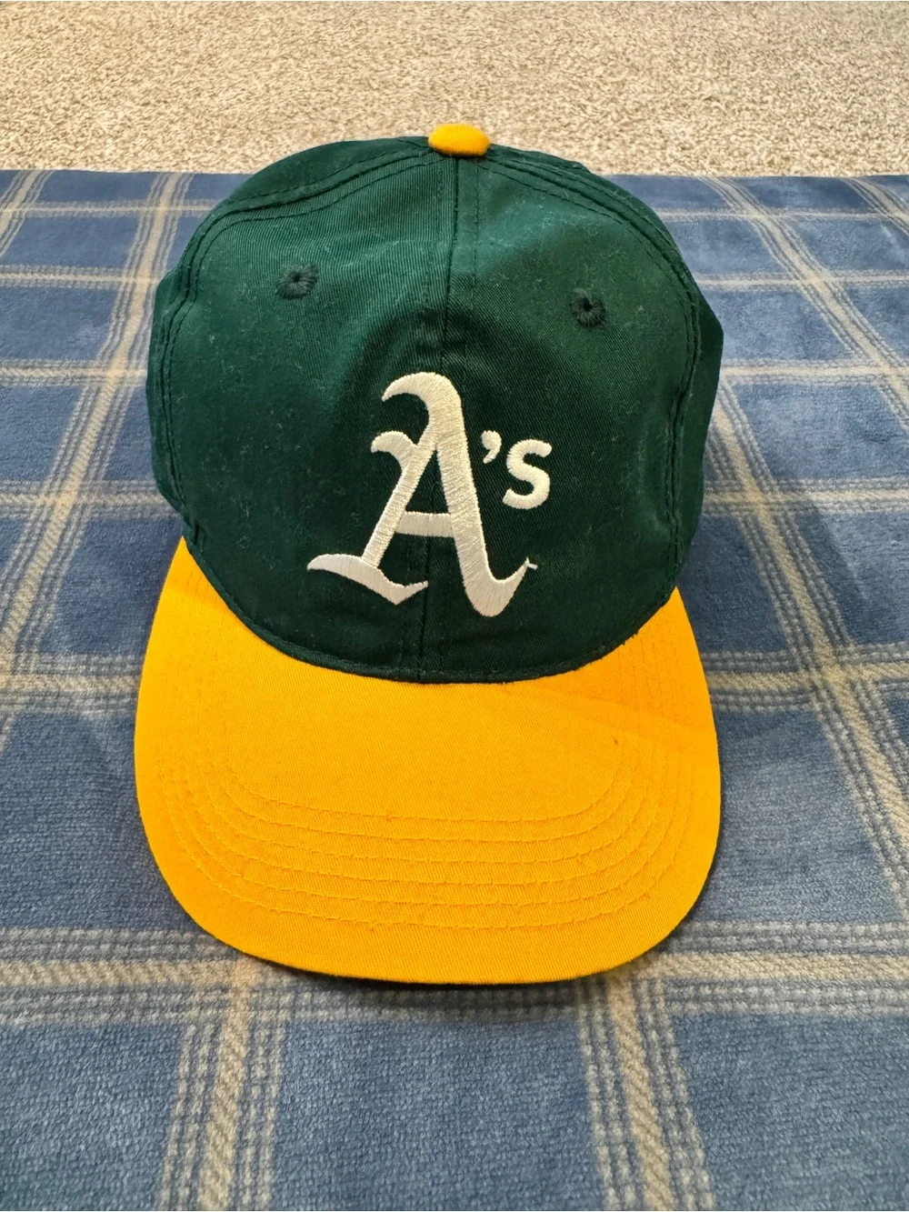 Mitchell & Ness Oakland A's Green and Yellow Kids Cap